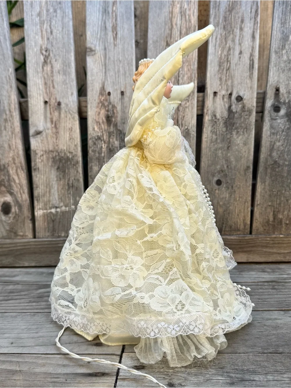 Rare Vintage House of Lloyd Lighted Angel Tree Topper Cream Lace & Pearls